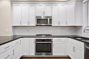 918 Pete Jones Way, Alexandria, VA 22314 - Photo 6