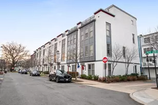 918 Pete Jones Way, Alexandria, VA 22314 - Photo 38