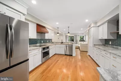 607 S Saint Asaph Street, Alexandria, VA 22314 - Photo 10