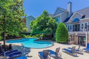 3306 Wyndham Cir, Alexandria, VA 22302 - Photo 18
