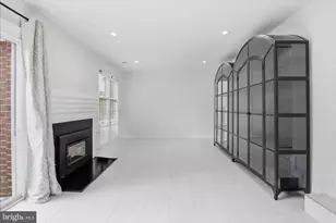 5118 Woodmire Ln, Alexandria, VA 22311 - Photo 4