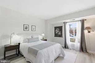 5250 Valley Forge Dr, Alexandria, VA 22304 - Photo 22