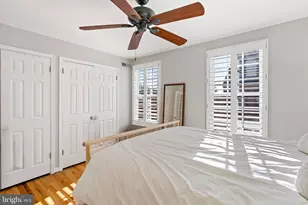 564 N Saint Asaph Street N, Alexandria, VA 22314 - Photo 12