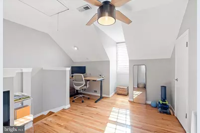 564 N Saint Asaph Street N, Alexandria, VA 22314 - Photo 14