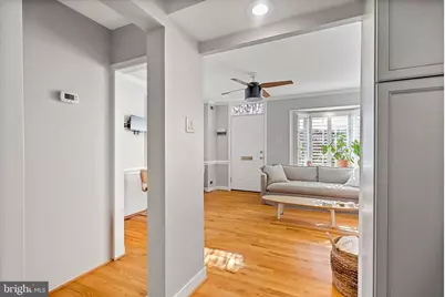 564 N Saint Asaph Street N, Alexandria, VA 22314 - Photo 28