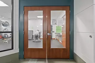 205 Yoakum Pkwy, Alexandria, VA 22304 - Photo 36