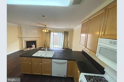 1306 Roundhouse Lane, Alexandria, VA 22314 - Photo 10