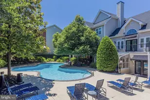 3302 Wyndham Cir, Alexandria, VA 22302 - Photo 2