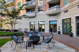 3101 N Hampton Dr, Alexandria, VA 22302 - Photo 20