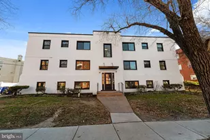 649 Notabene Dr, Alexandria, VA 22305 - Photo 2