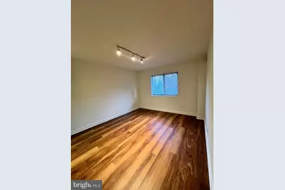 5340 Holmes Run Parkway #119, Alexandria, VA 22304 - Photo 12