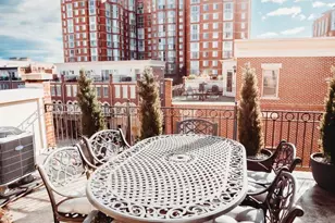 428 John Carlyle St, Alexandria, VA 22314 - Photo 16