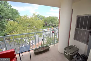 610 N West St, Alexandria, VA 22314 - Photo 12