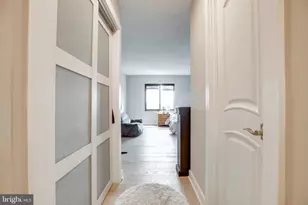 203 Yoakum Pkwy, Alexandria, VA 22304 - Photo 30