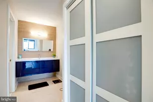 203 Yoakum Pkwy, Alexandria, VA 22304 - Photo 24