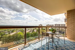 203 Yoakum Pkwy, Alexandria, VA 22304 - Photo 34