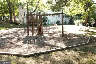 1244 Martha Custis Dr, Alexandria, VA 22302 - Photo 40