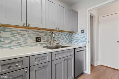 301 N Beauregard Street #307, Alexandria, VA 22312 - Photo 8