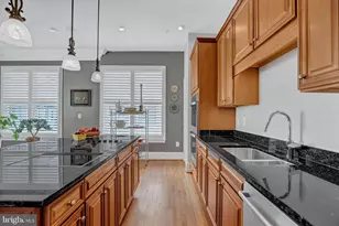 708 Day Ln, Alexandria, VA 22314 - Photo 14