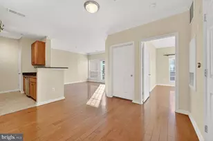 4862 Eisenhower Ave, Alexandria, VA 22304 - Photo 2