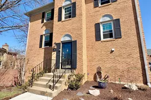 2579 Nicky Ln, Alexandria, VA 22311 - Photo 2