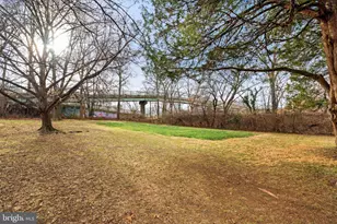 1455 Martha Custis Dr, Alexandria, VA 22302 - Photo 48