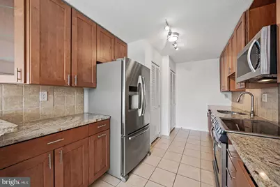 307 Yoakum Parkway #1808, Alexandria, VA 22304 - Photo 18