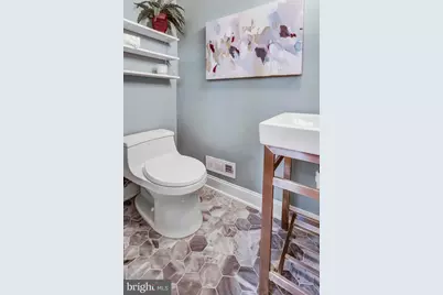 17 Alexander Street, Alexandria, VA 22314 - Photo 14