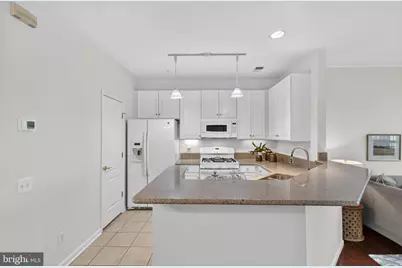 1716 Kingsgate Court, Alexandria, VA 22302 - Photo 26