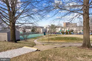 200 N Pickett St, Alexandria, VA 22304 - Photo 22