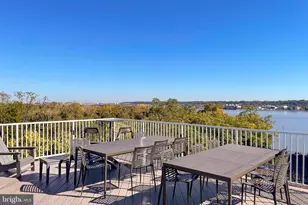 635 Slaters Ln, Alexandria, VA 22314 - Photo 50