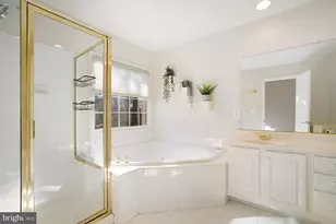 2505 Gadsby Pl, Alexandria, VA 22311 - Photo 24