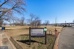 501 Slaters Ln, Alexandria, VA 22314 - Photo 88