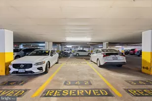 3309 Wyndham Cir, Alexandria, VA 22302 - Photo 36