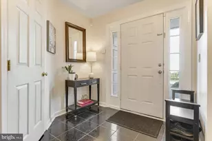 5826 Pearson Ln, Alexandria, VA 22304 - Photo 4