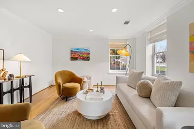 402 Commonwealth Avenue #106, Alexandria, VA 22301 - Photo 4