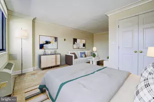 801 N Pitt Street N, Alexandria, VA 22314 - Photo 2