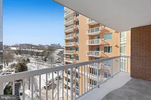 3101 N Hampton Dr, Alexandria, VA 22302 - Photo 26