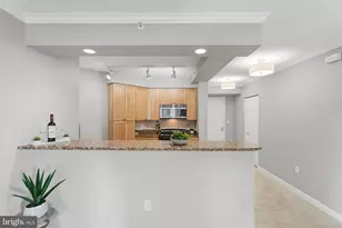 3101 N Hampton Dr, Alexandria, VA 22302 - Photo 12