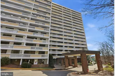 6101 Edsall Road #205, Alexandria, VA 22304 - Photo 2