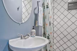 2430 Garnett Dr, Alexandria, VA 22311 - Photo 6