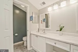 2430 Garnett Dr, Alexandria, VA 22311 - Photo 22