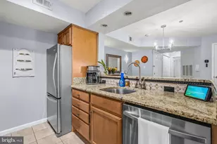 3307 Wyndham Cir, Alexandria, VA 22302 - Photo 14