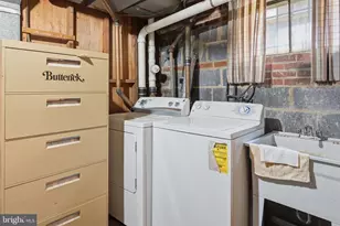 1710 N Cliff St, Alexandria, VA 22301 - Photo 30