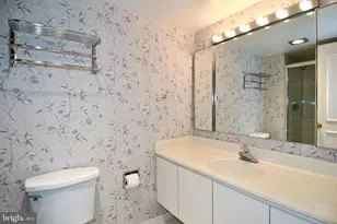 1250 S Washington St, Alexandria, VA 22314 - Photo 30