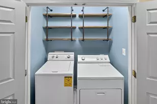 1220 Roundhouse Ln, Alexandria, VA 22314 - Photo 40