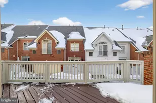 1220 Roundhouse Ln, Alexandria, VA 22314 - Photo 52