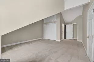 1220 Roundhouse Ln, Alexandria, VA 22314 - Photo 50