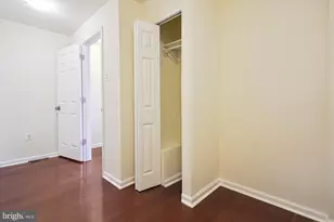 101 N West St, Alexandria, VA 22314 - Photo 22