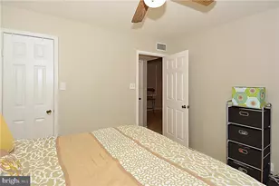 3305 Wyndham Cir, Alexandria, VA 22302 - Photo 12